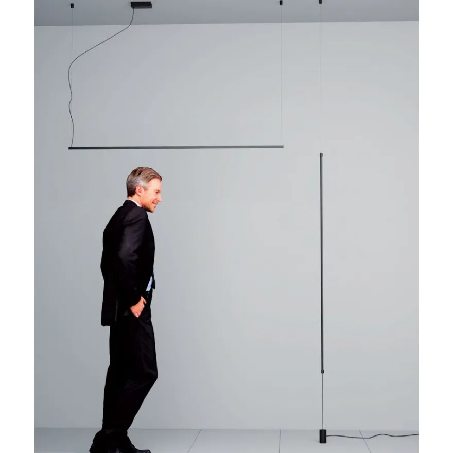 ACROBAT Design-Hängeleuchte in Schwarz