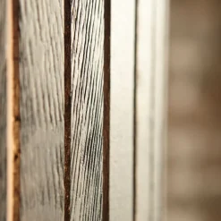 LUZ OCULTA WOOD Besondere Hängeleuchte mit Holzverblendung